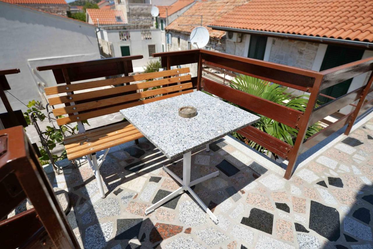 Apartmani Mikin Betina  Extérieur photo